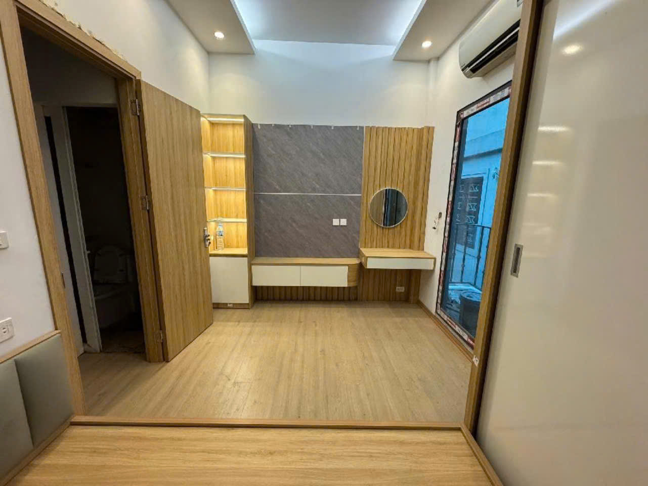 Cho thuê nhà nguyên căn Phố Chùa Bộc, 5 tầng x 25m2, 3 ngủ khép kín, 14 triệu - Ảnh 3